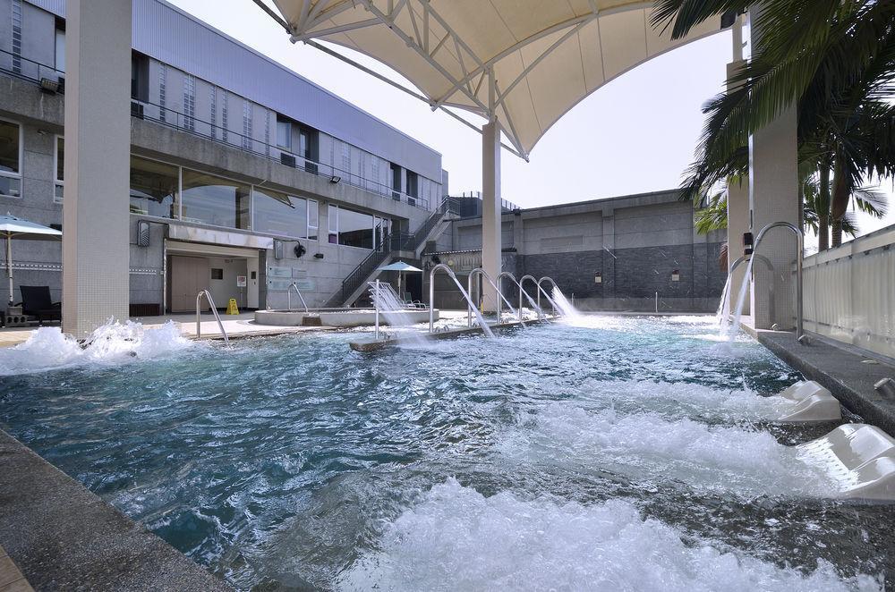 The Sun Hot Spring & Resort Đài Trung Ngoại thất bức ảnh