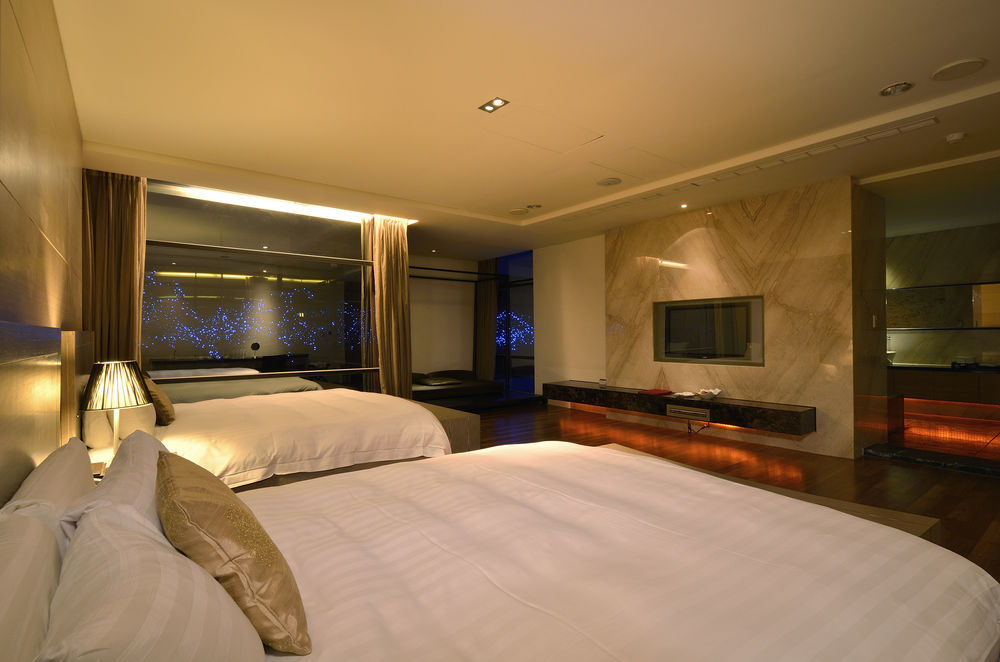 The Sun Hot Spring & Resort Đài Trung Ngoại thất bức ảnh